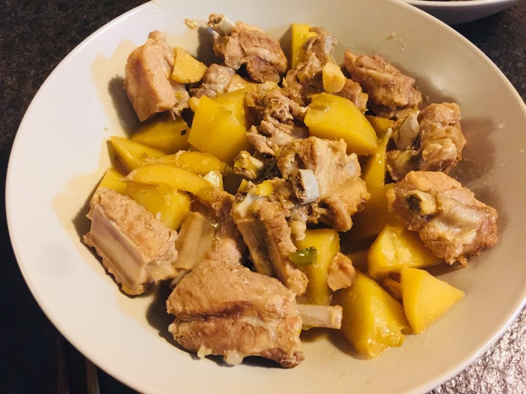土豆炖排骨