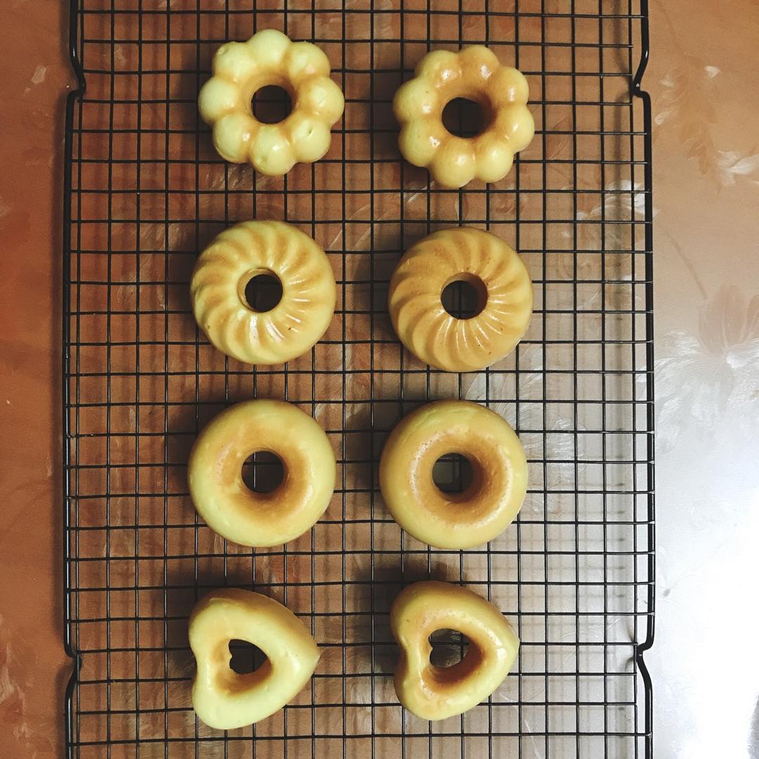 无泡打粉的甜甜圈蛋糕