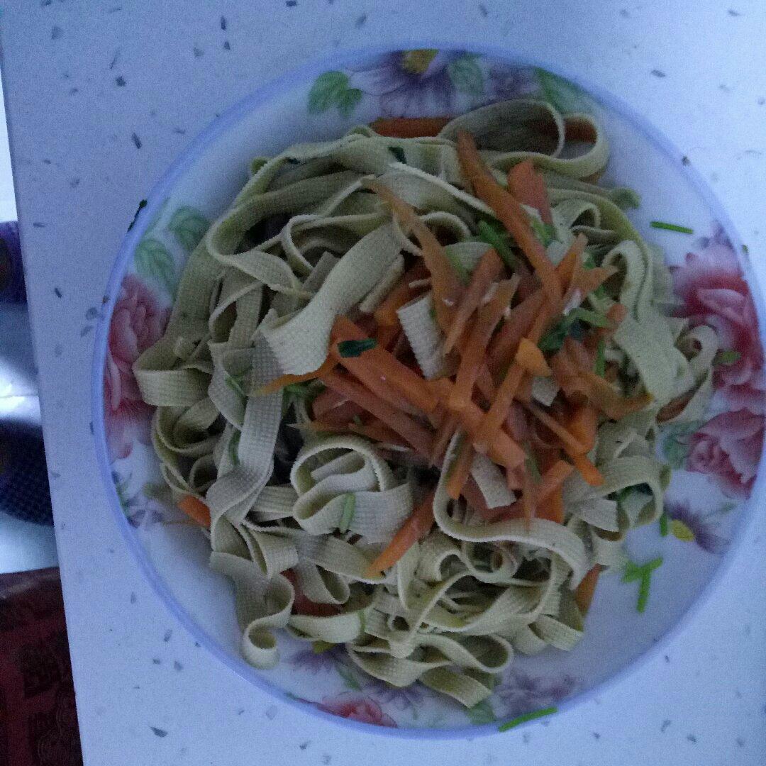 凉拌豆皮
