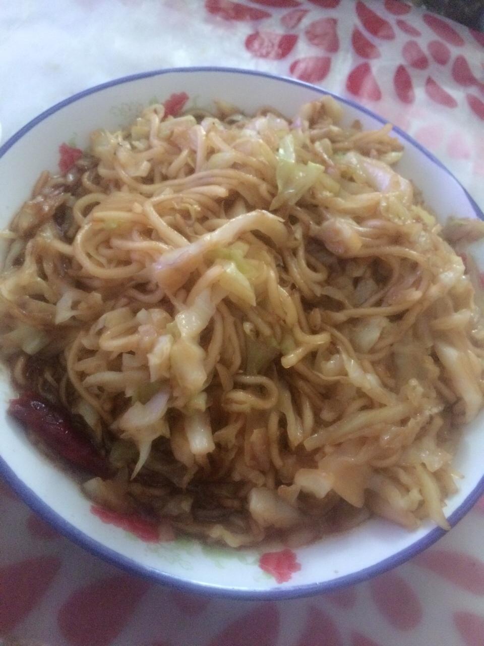 卷心菜炒粉丝 Glass noodles with Cabbage