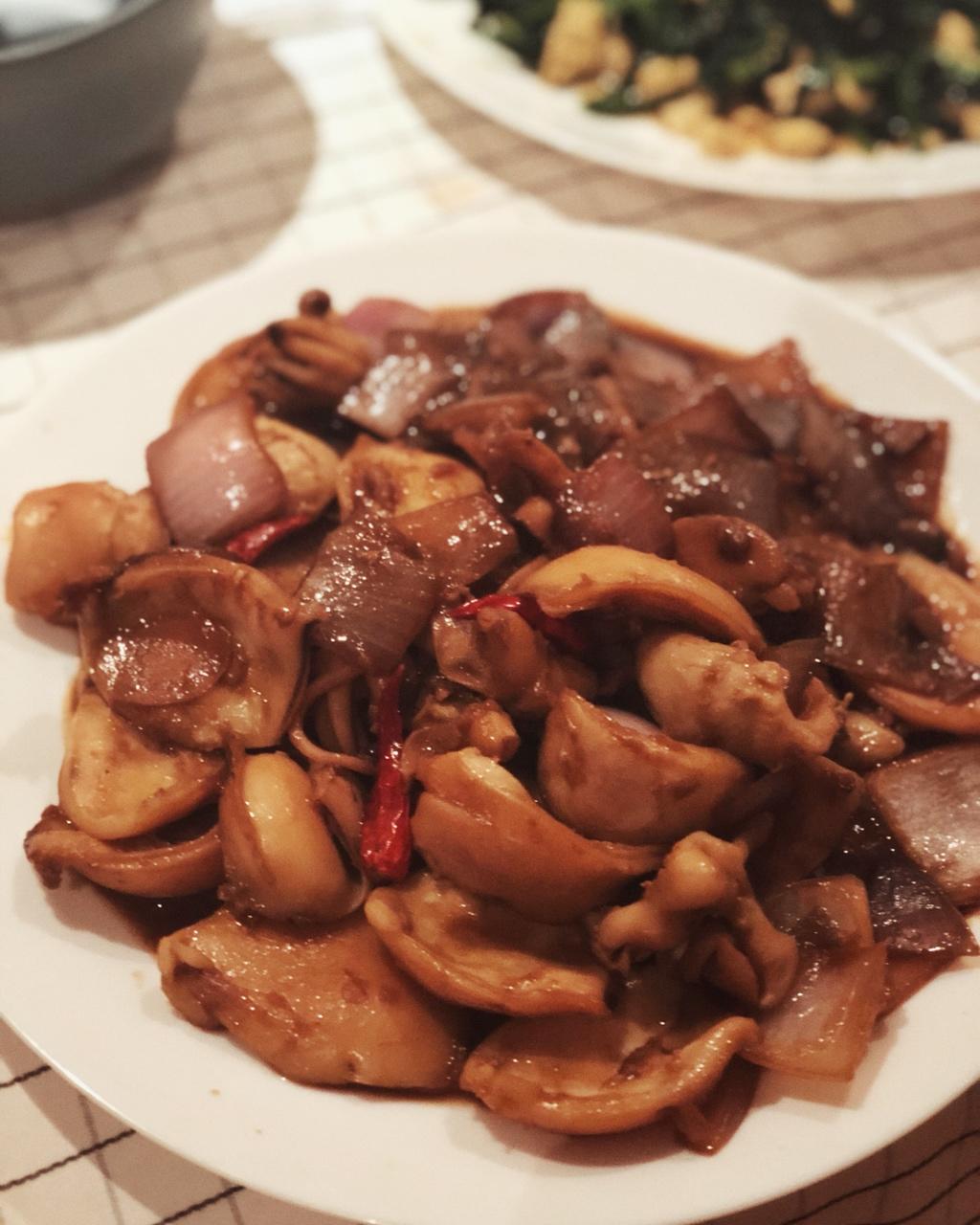 洋葱爆炒鱿鱼