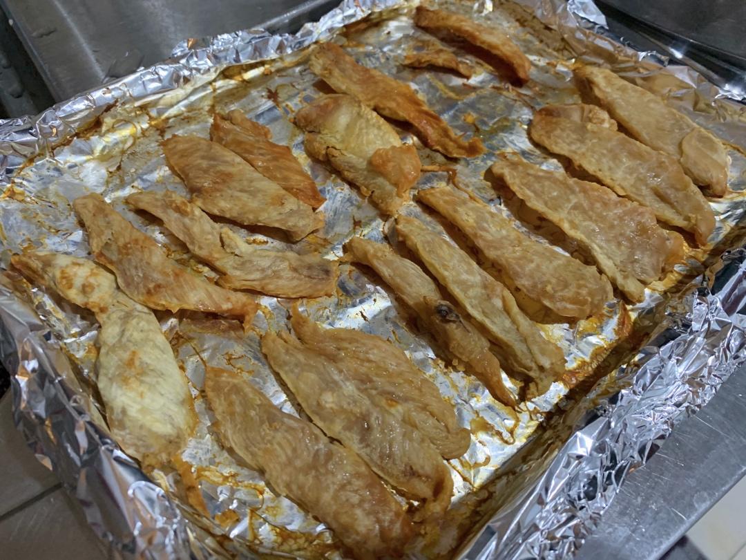 自制狗狗零食烤鸡胸肉干