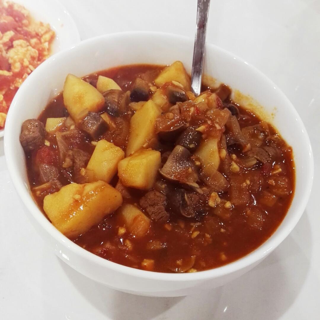 红烧牛肉土豆 （独家秘制）