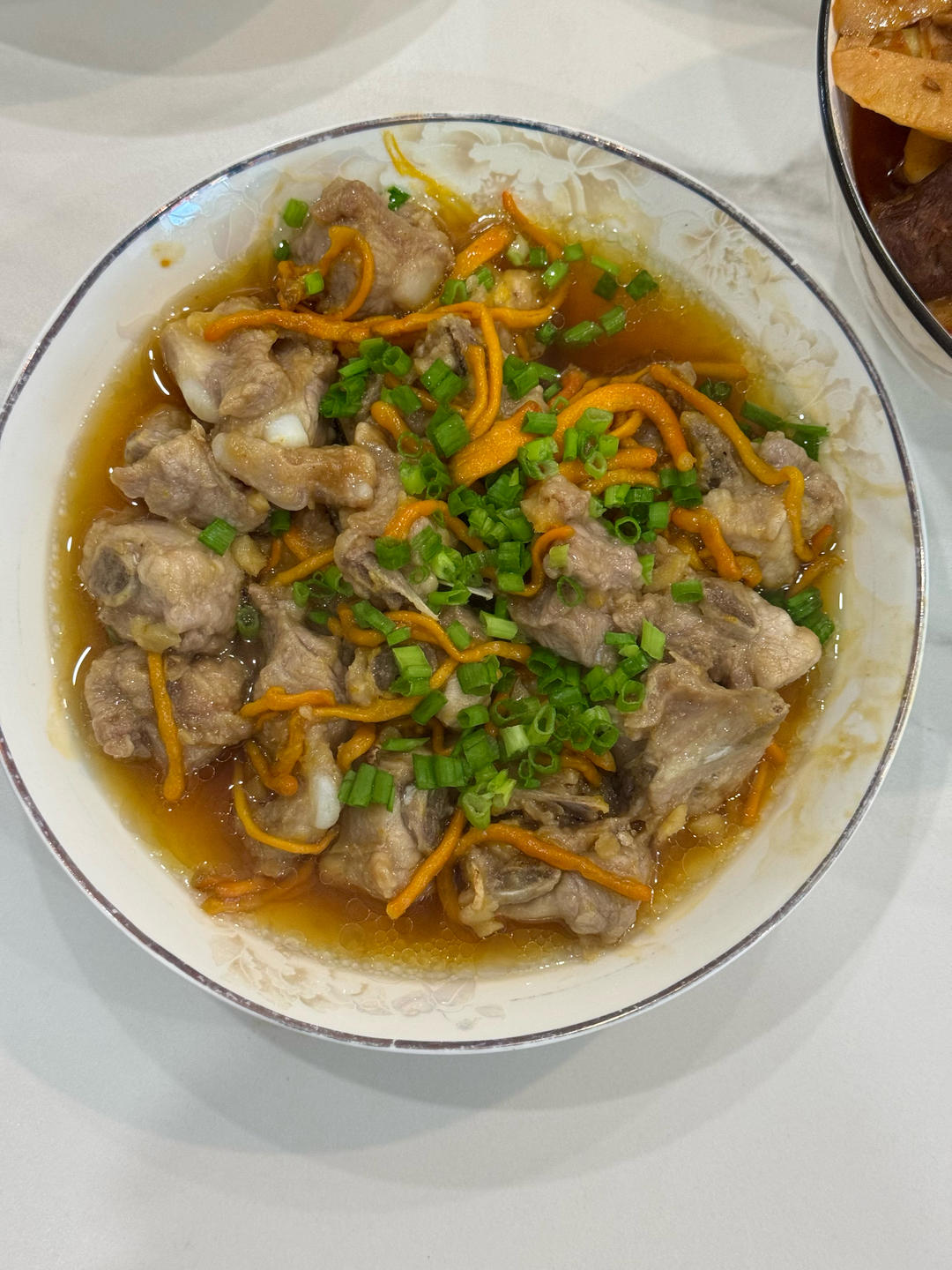 虫草花蒸排骨，肉嫩味美超下饭