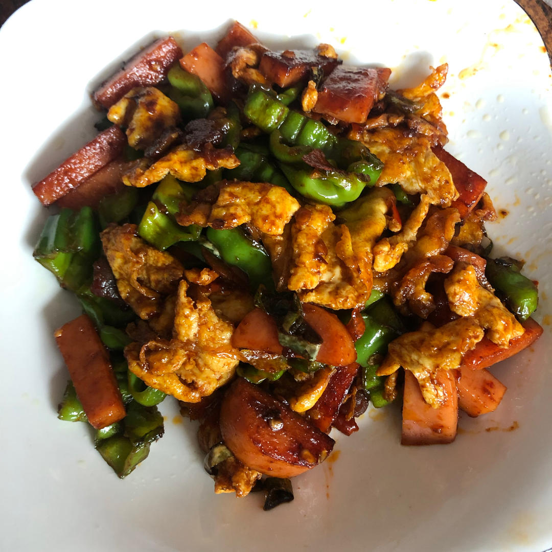 超级下饭的虎皮青椒炒鸡蛋，香辣入味