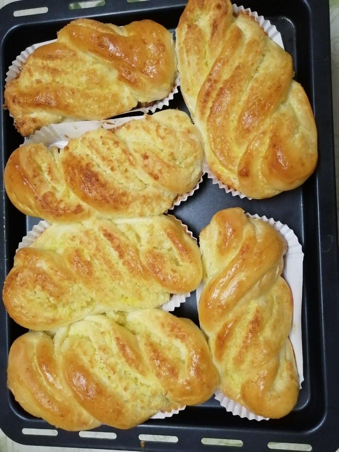 椰蓉奶棒面包