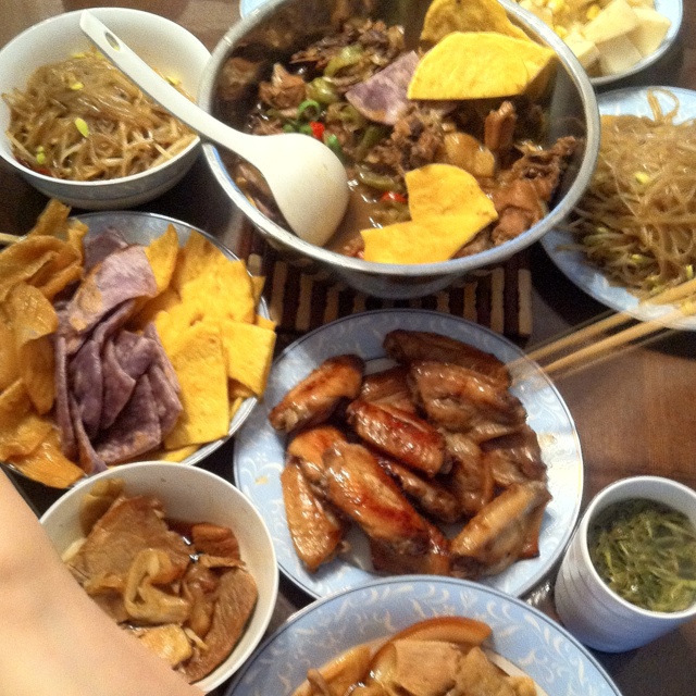 tv8做的一家人の丰富晚餐日常