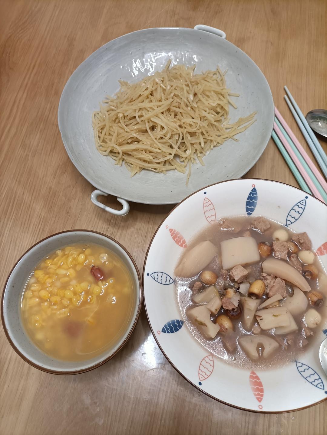 味道可以PK餐馆做法超级简单的莲藕瘦肉汤