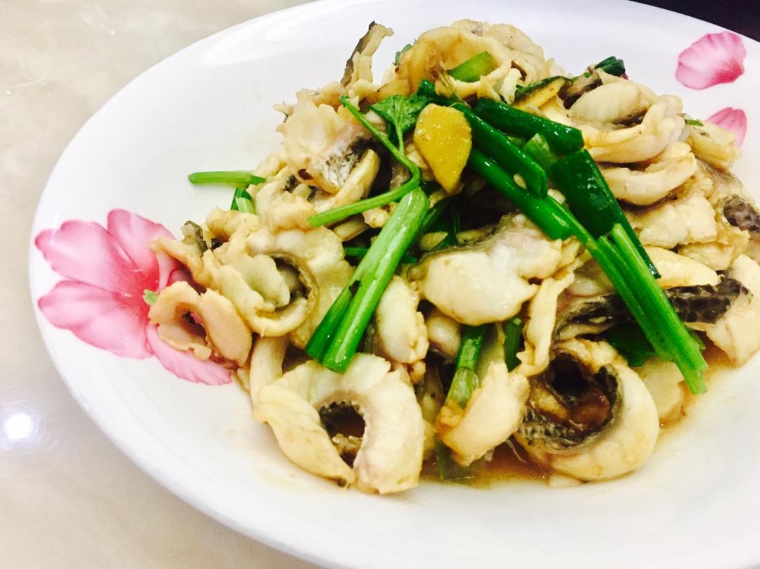 慵懒的幸福做的生炒生鱼片