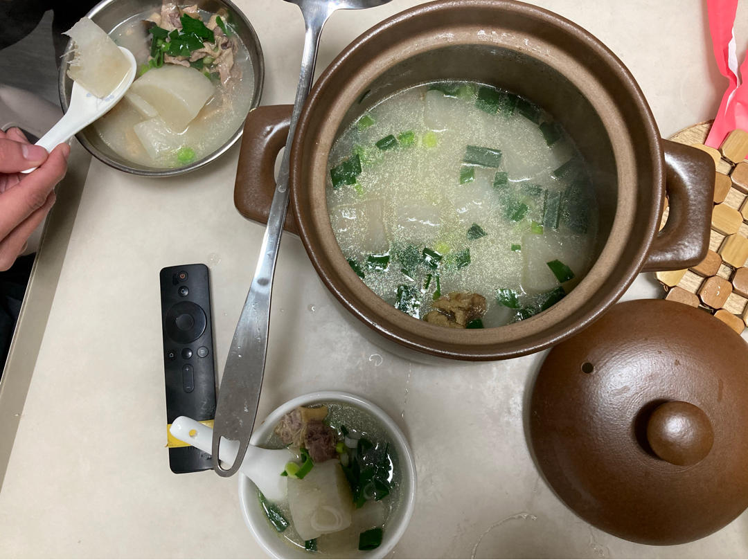 白萝卜鸭汤