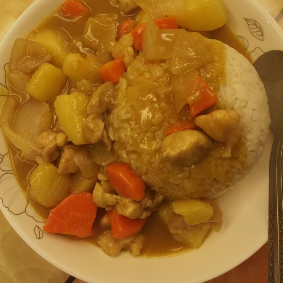 咖喱鸡块饭