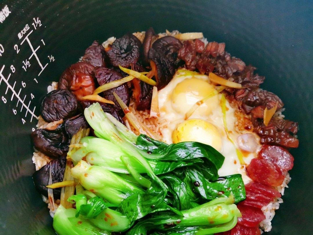 广式腊味煲仔饭（腊肠电饭锅版）