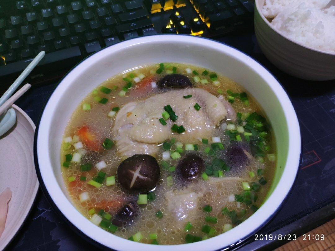 香菇炖鸡汤