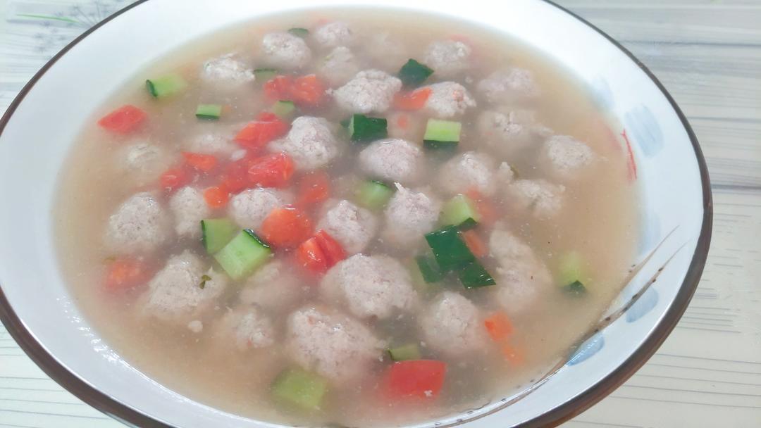 生汆丸子三鲜汤