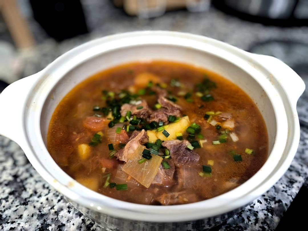 番茄土豆炖牛腩