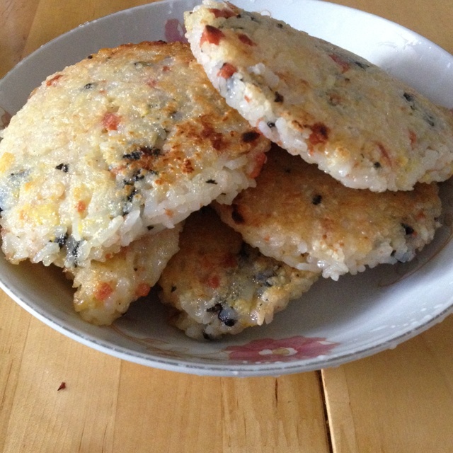 一直很安静-96做的香煎米饭饼