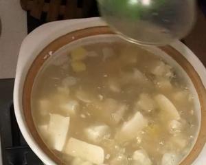 九肚鱼豆腐汤的做法 步骤4