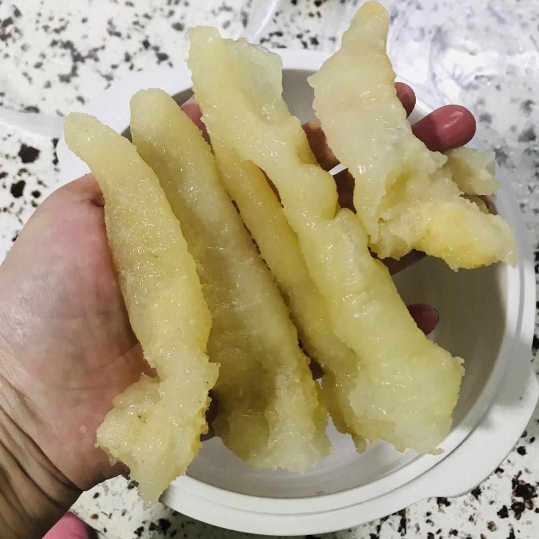 牛奶炖花胶
