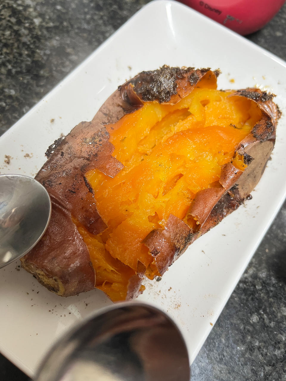 【糯唧唧的烤红薯】糖油四溢皮肉分离外糯里嫩吸溜着吃！