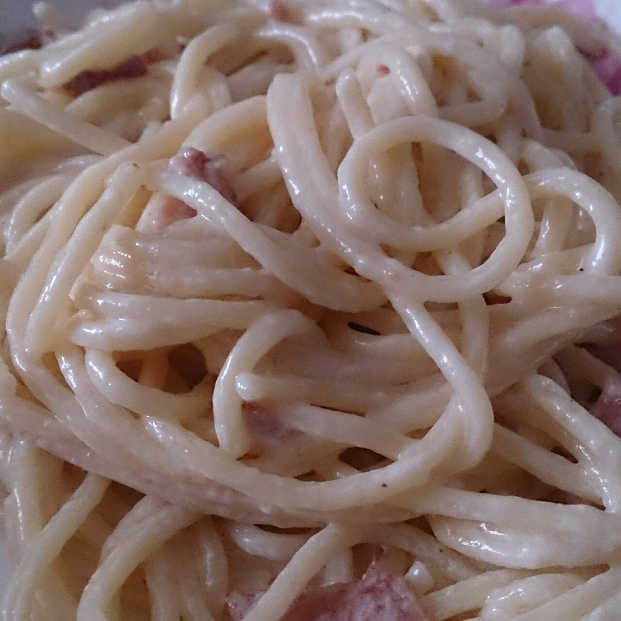 白汁蘑菇培根意粉