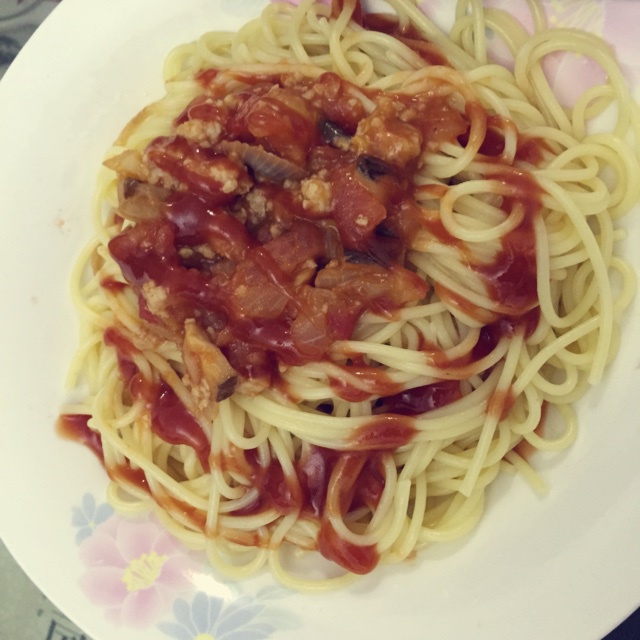 番茄肉酱意大利面