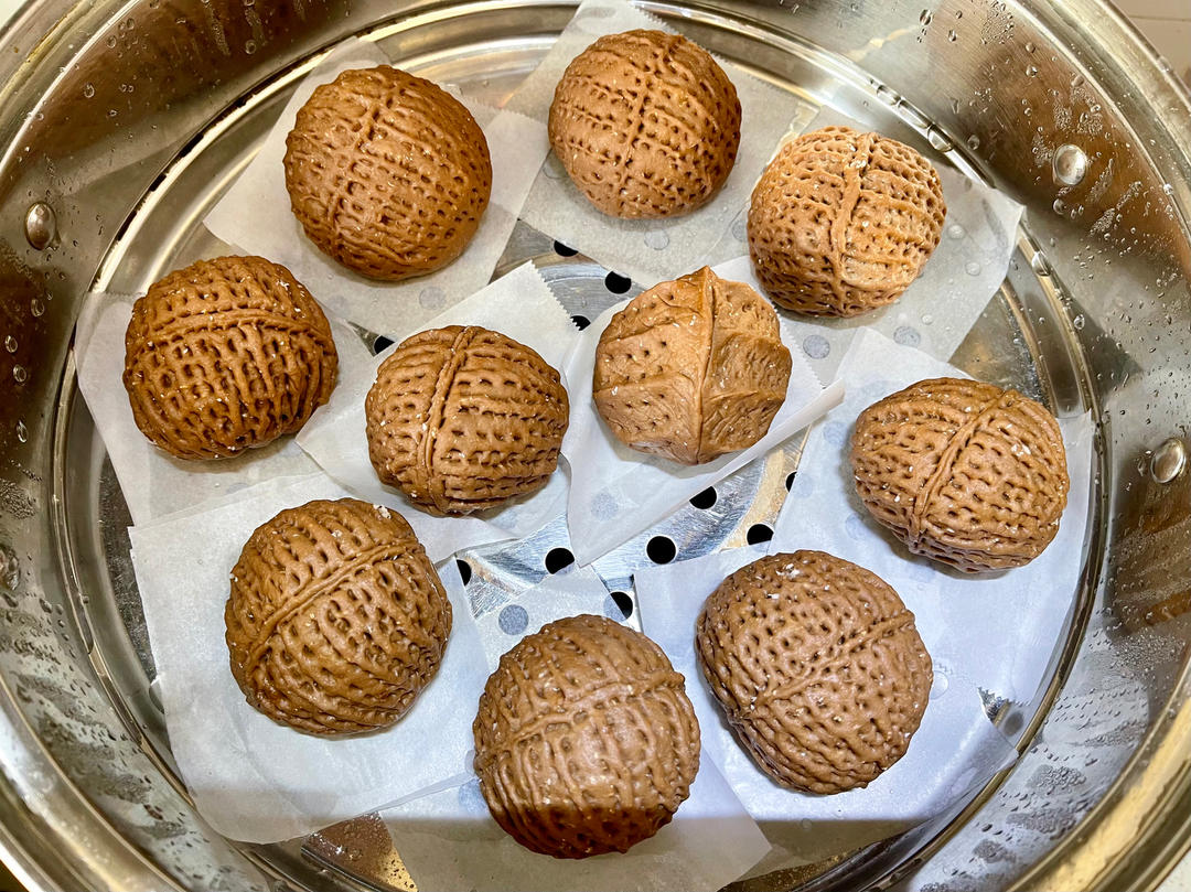 一定要尝试的美味流沙核桃包