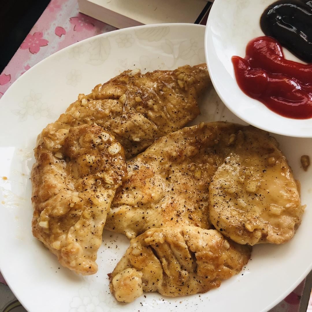 【嫩煎鸡胸肉】