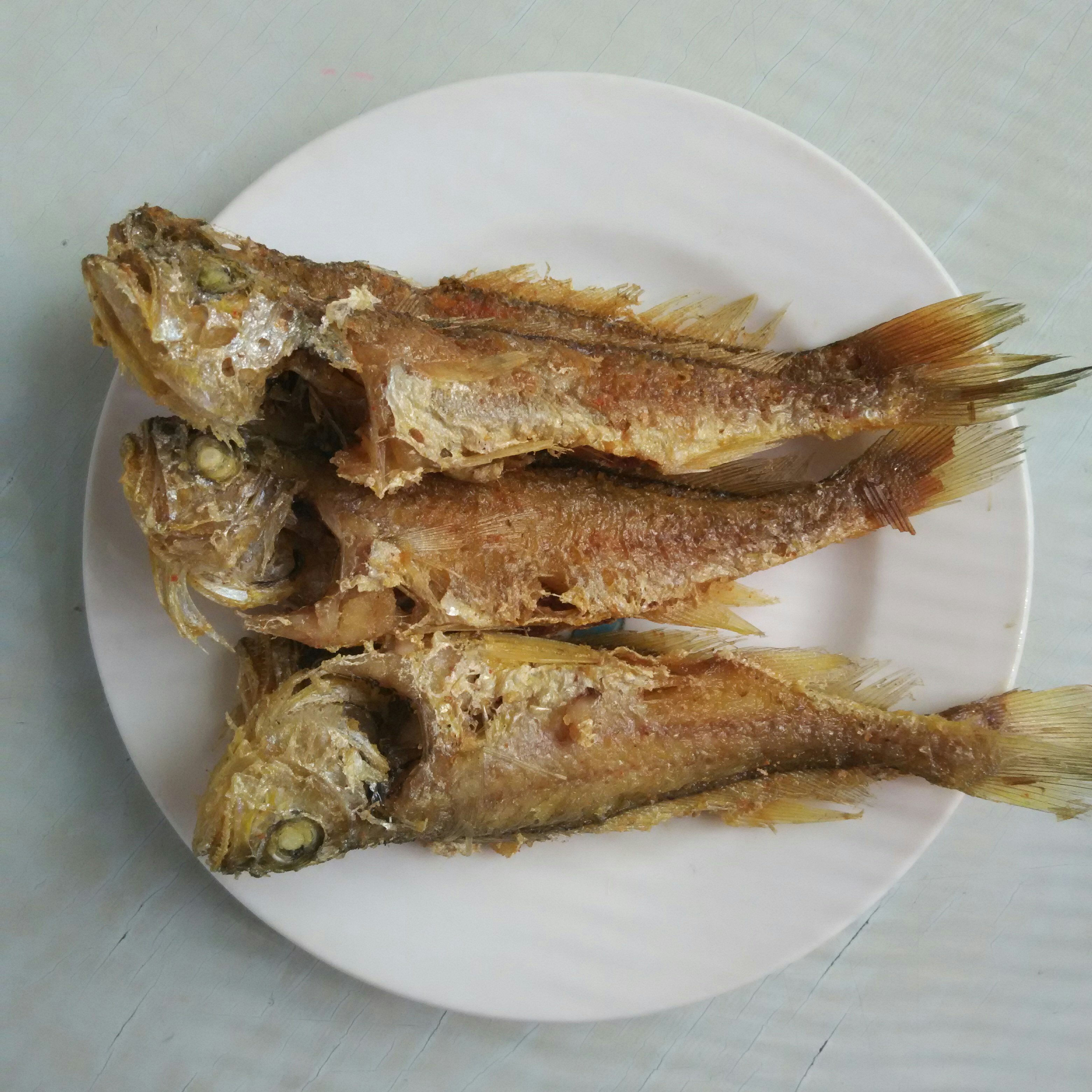 香煎小黄鱼