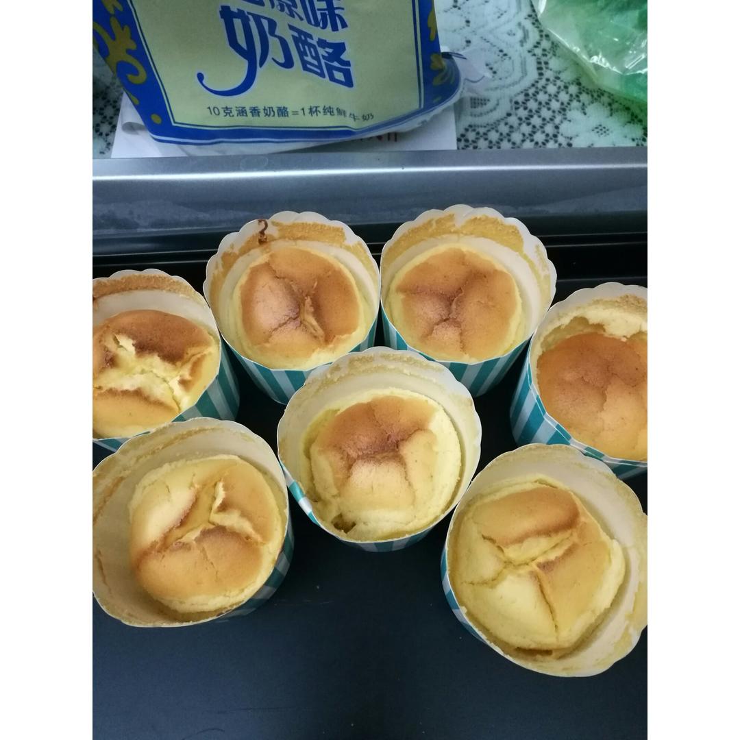 超软的~酸奶蛋糕