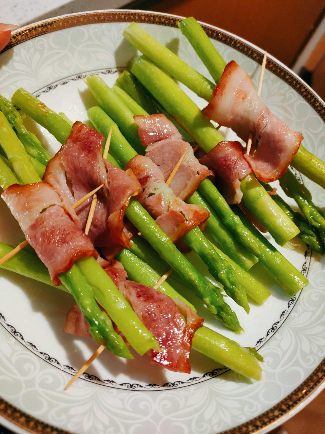 培根芦笋卷