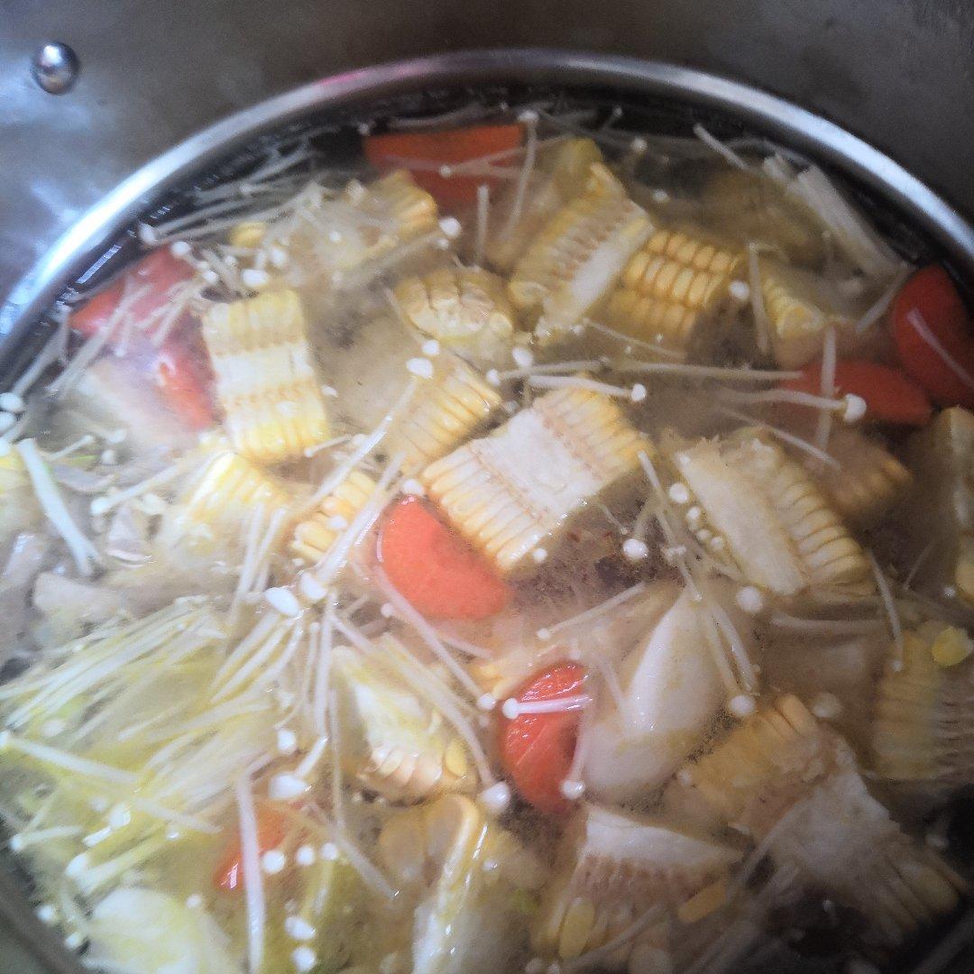 香菇玉米素蔬养生汤 没难度