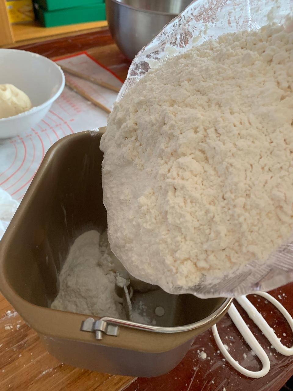 纯奶手撕吐司的做法 步骤1