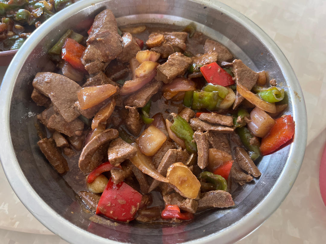 洋葱爆炒猪肝（简单易学，色香味俱全😋）