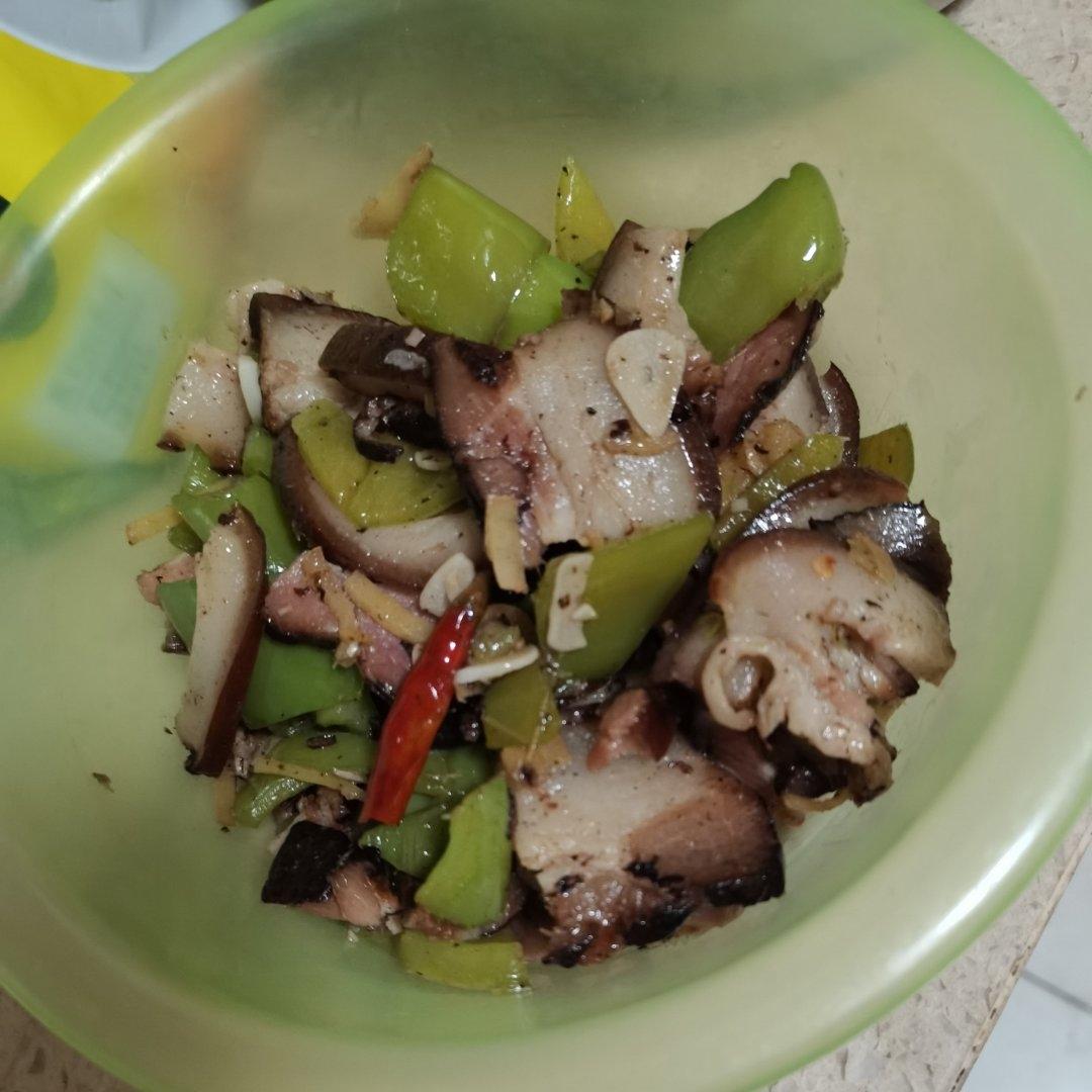 尖椒炒腊肉