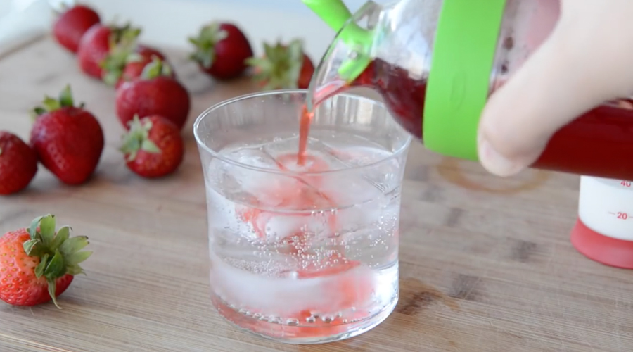 「草莓汽水」美如艺术品 更是实力派的做法 步骤6