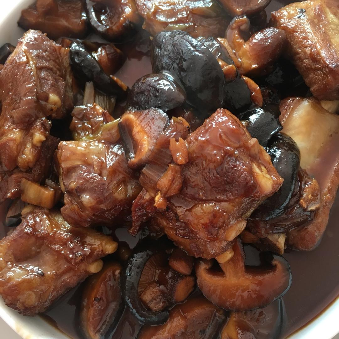 香菇排骨