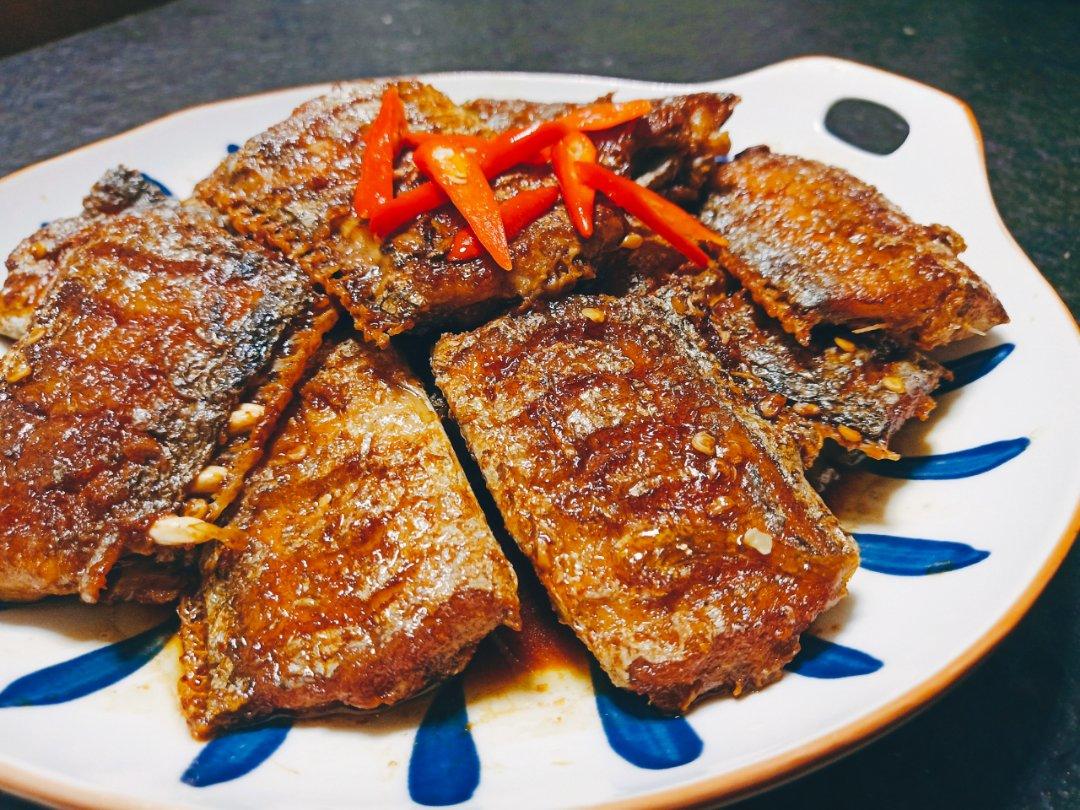 干煎带鱼★椒盐带鱼               ★红烧带鱼