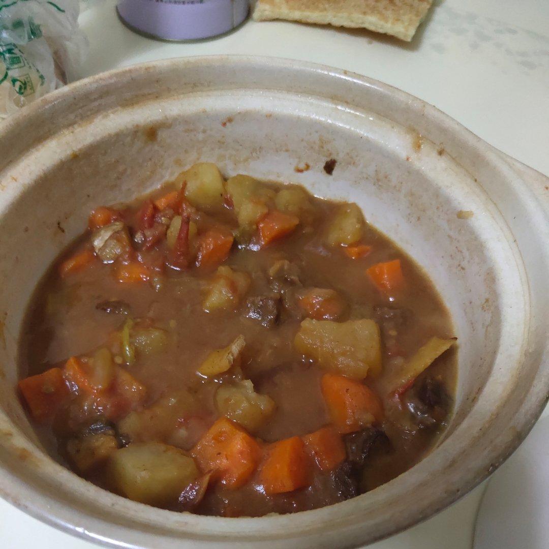 沙沙土豆胡萝卜炖牛肉