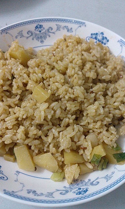 秘制土豆焖饭