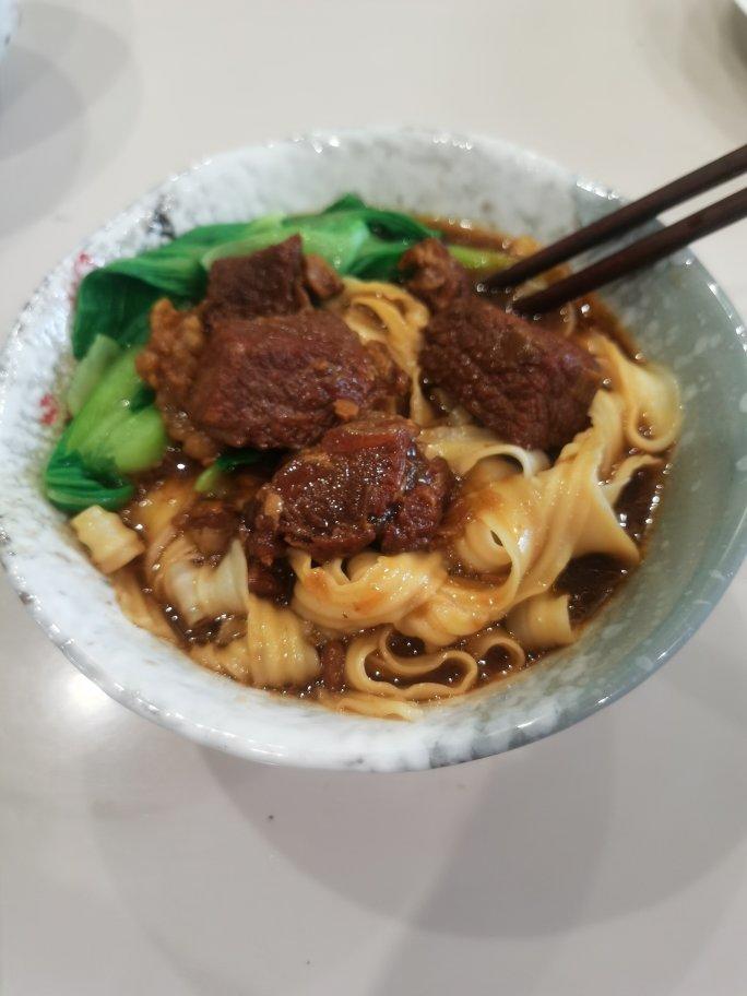 超级无敌好吃的红烧牛肉