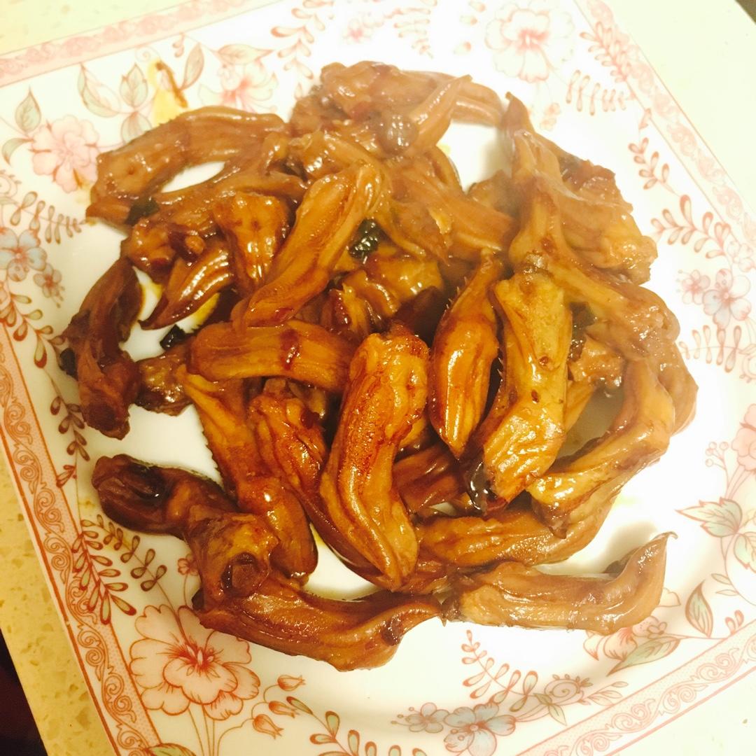 超级好吃麻辣酱鸭舌