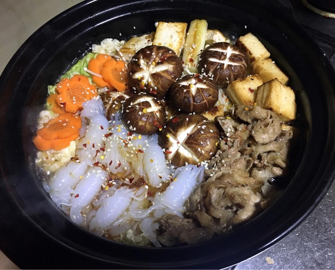 寿喜烧（日式牛肉锅）