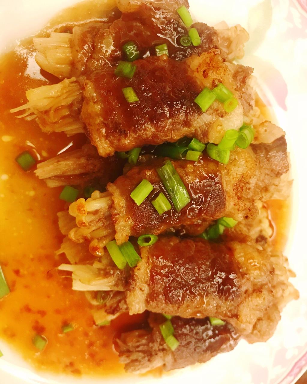 肥牛金针菇卷