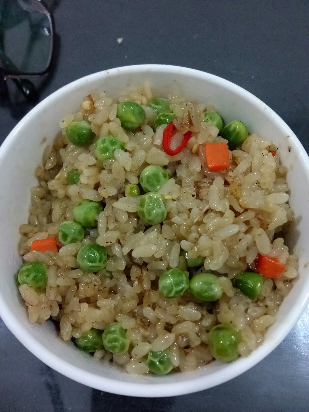 蚕豆焖饭