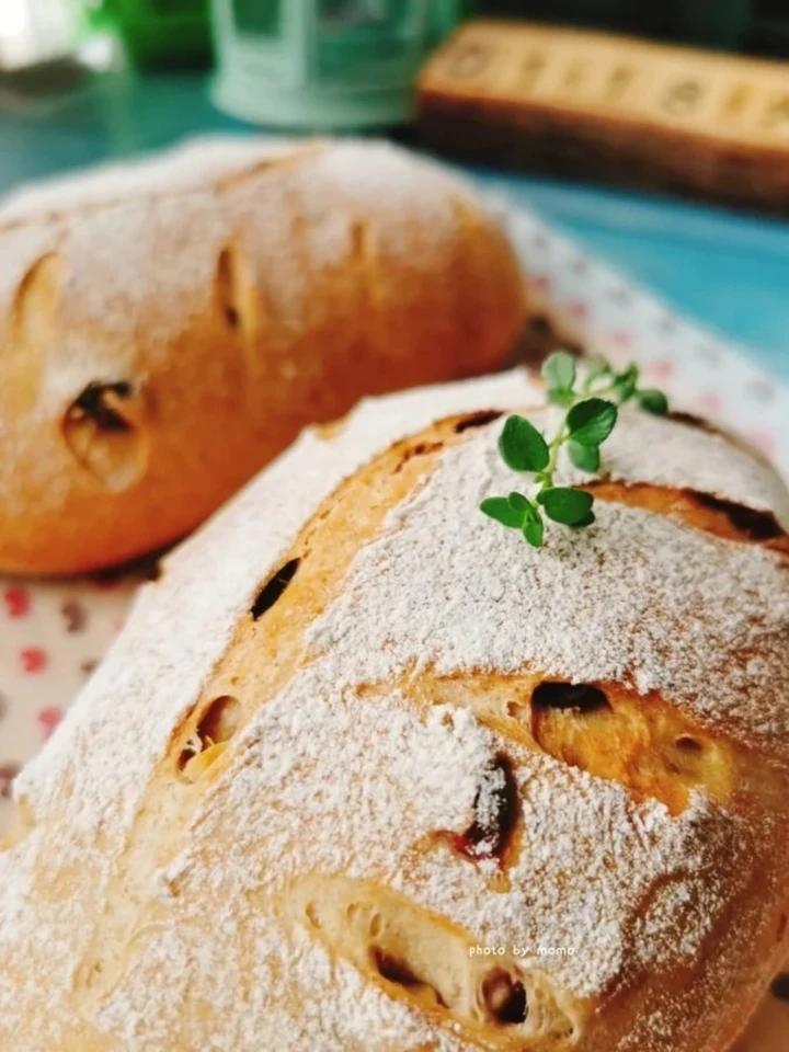 全麦蔓越莓核桃软欧包