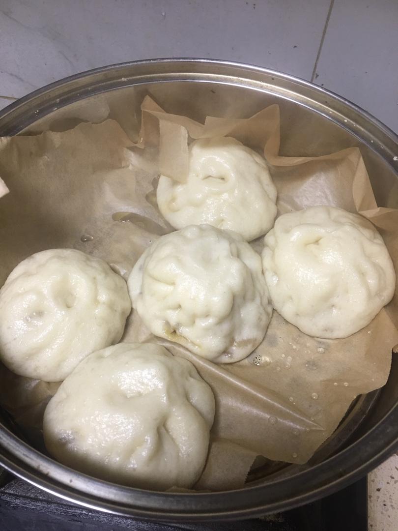 油渣萝卜丝包子