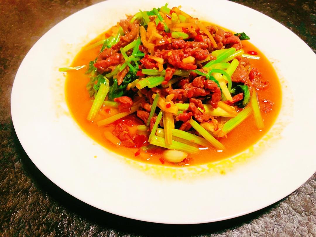 芹菜炒牛肉丝