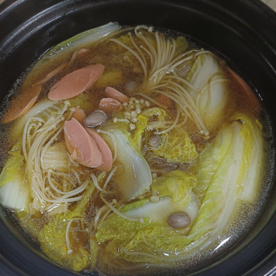 娃娃菜粉丝煲，低卡又鲜美