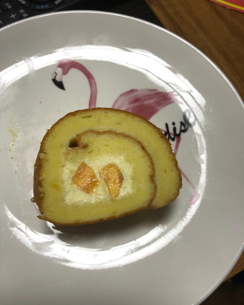 胖乎乎奶油芒果卷/不开裂不掉皮全过程详细图解烘焙视频/蛋糕篇6：「厚卷」