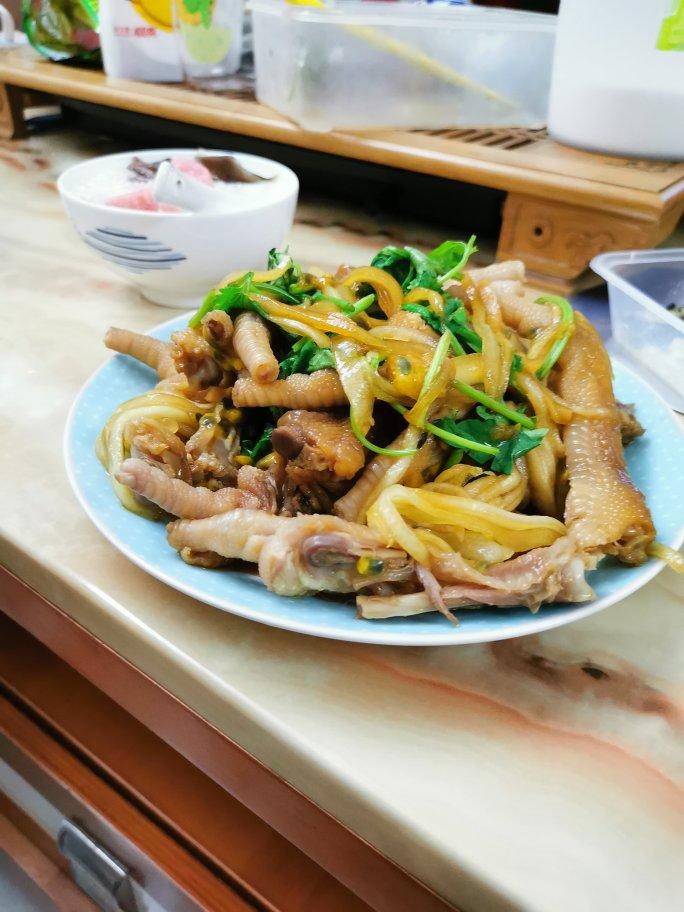 百吃不厌的柠檬鸡爪